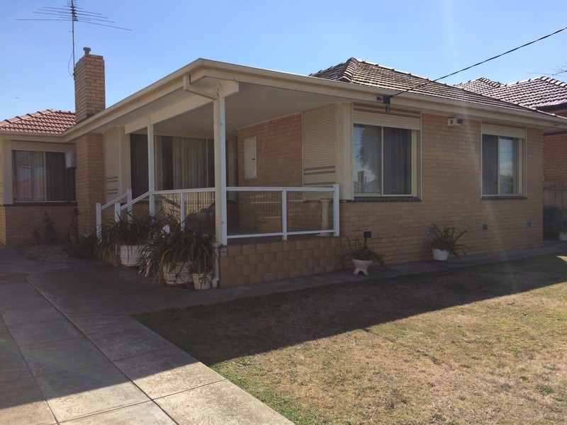 19 Eucra Street, Glenroy VIC 3046