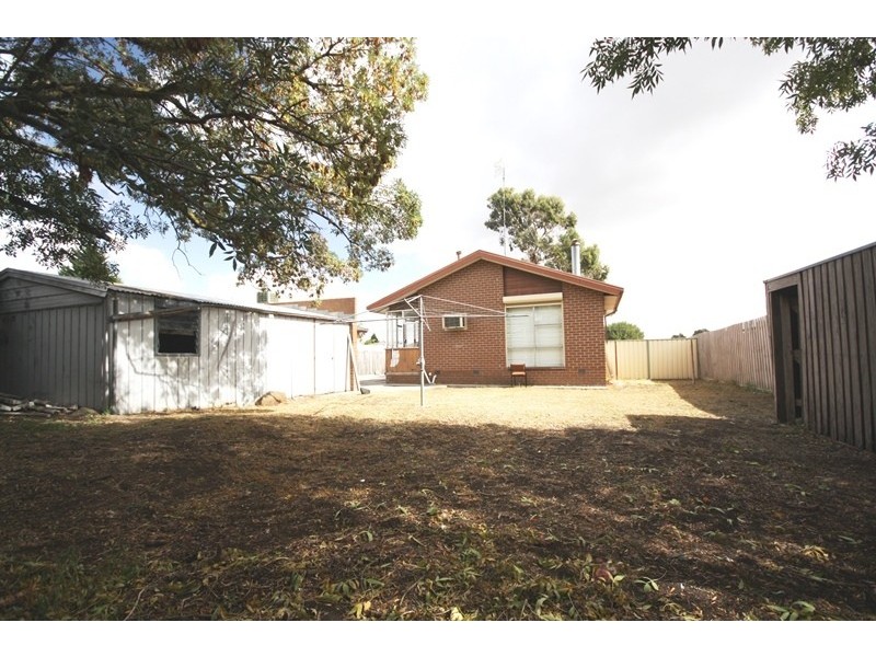 16 Paisley Street, Coolaroo VIC 3048