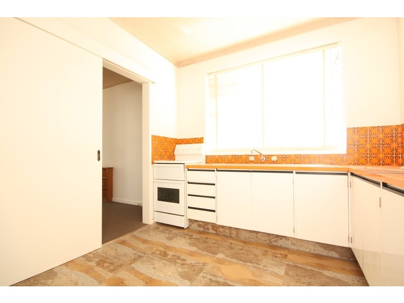 06/2-4 CHAPMAN Avenue, Glenroy VIC 3046