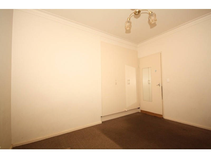 4/19 Gladstone Parade, Glenroy VIC 3046