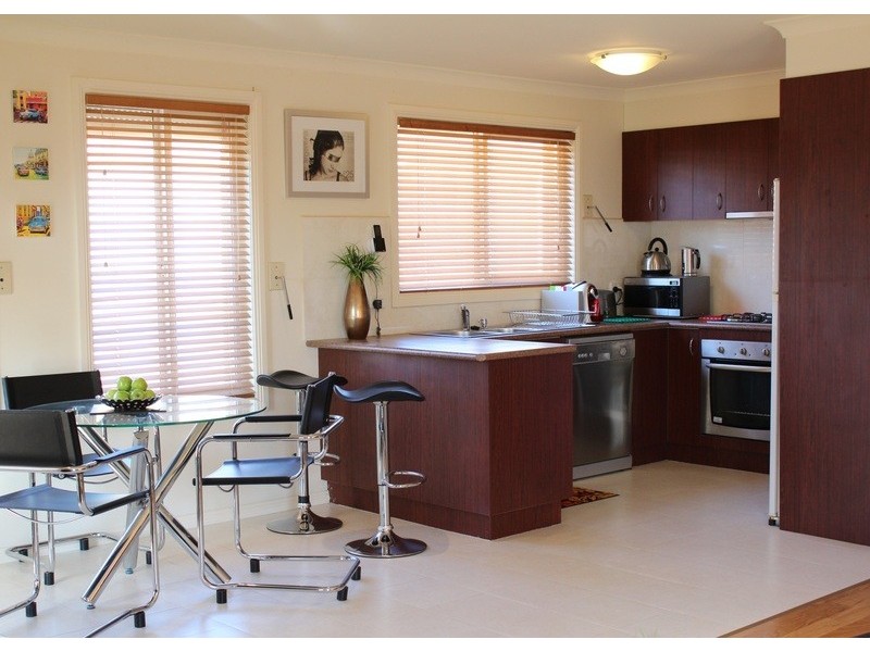 1/4-8 Mladen Court, Coolaroo VIC 3048