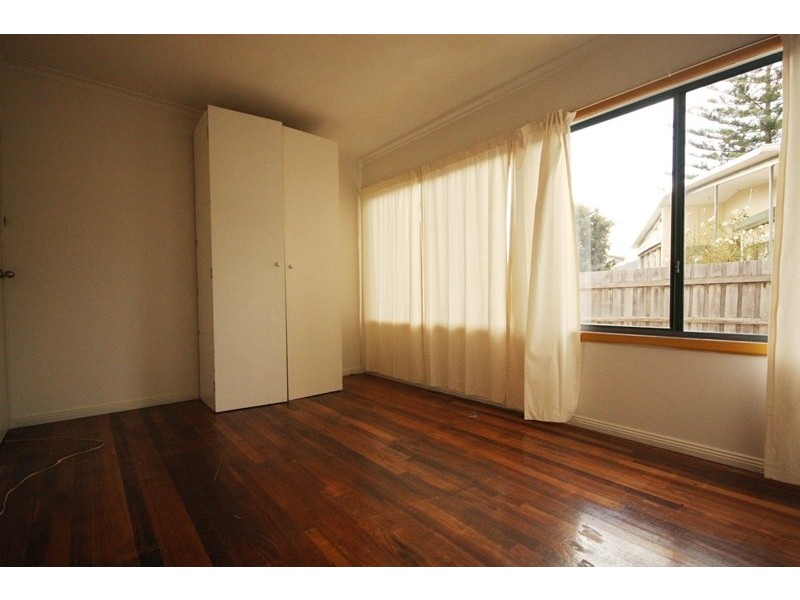 12 Gosford Crescent, Broadmeadows VIC 3047