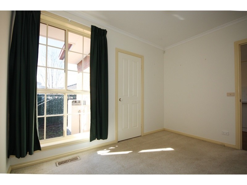 2/37 Grandview Street, Glenroy VIC 3046