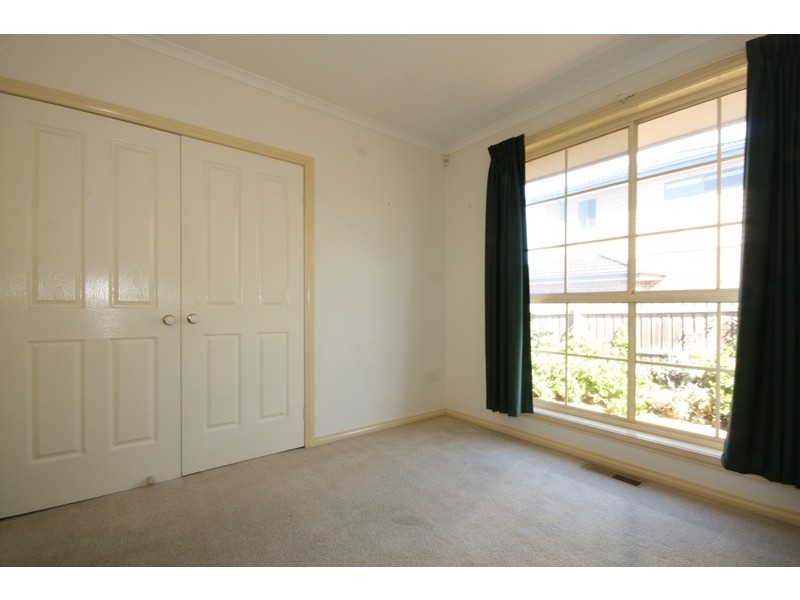 2/37 Grandview Street, Glenroy VIC 3046