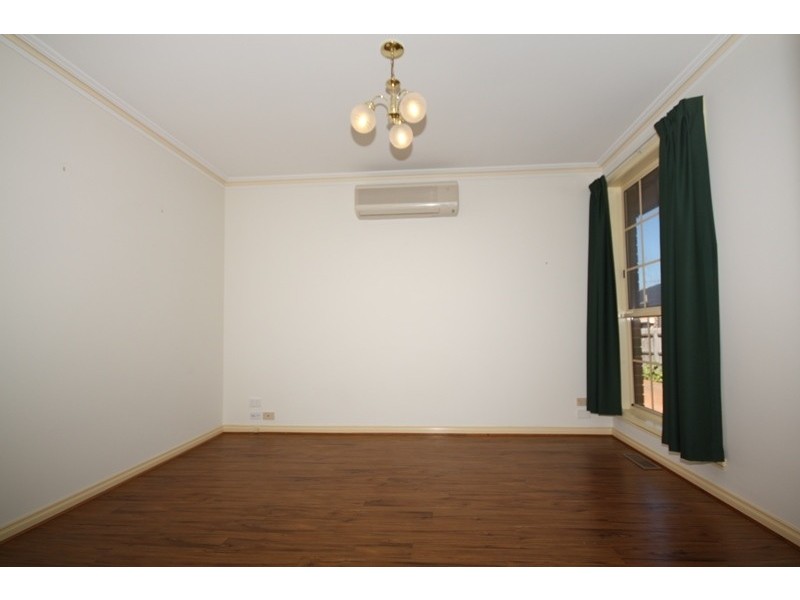 2/37 Grandview Street, Glenroy VIC 3046