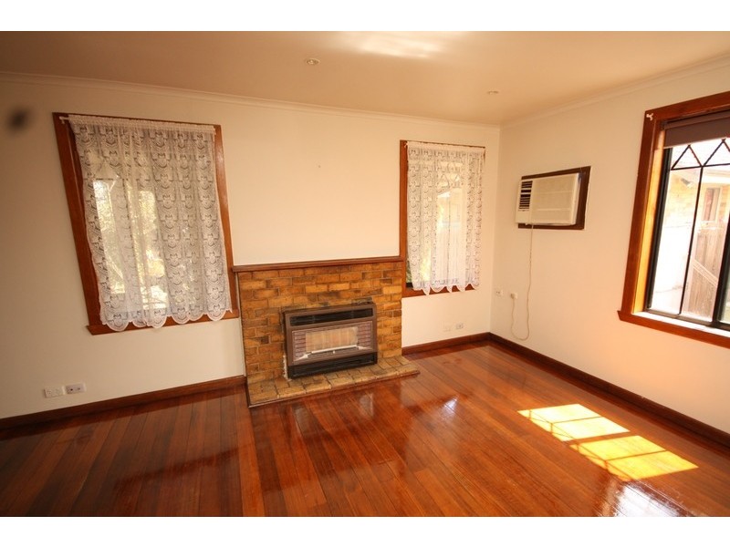 26 Sunset Boulevard, Jacana VIC 3047