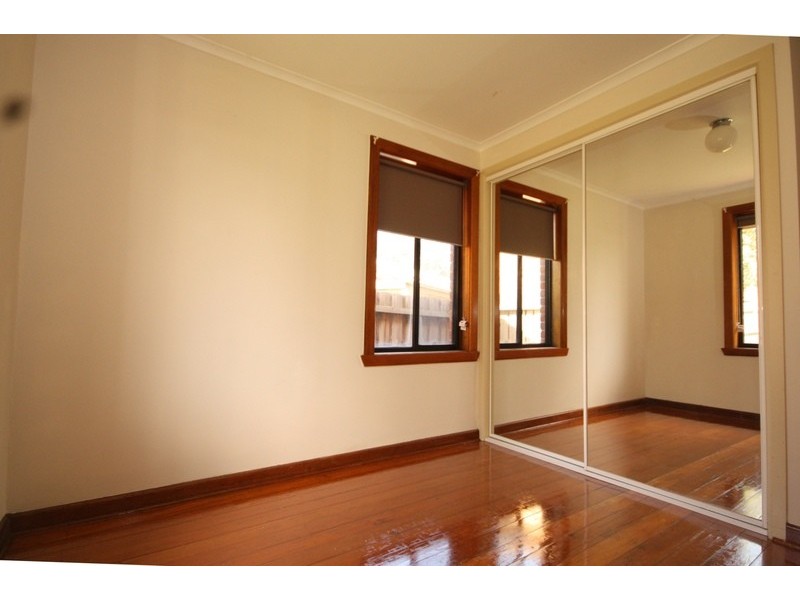 26 Sunset Boulevard, Jacana VIC 3047