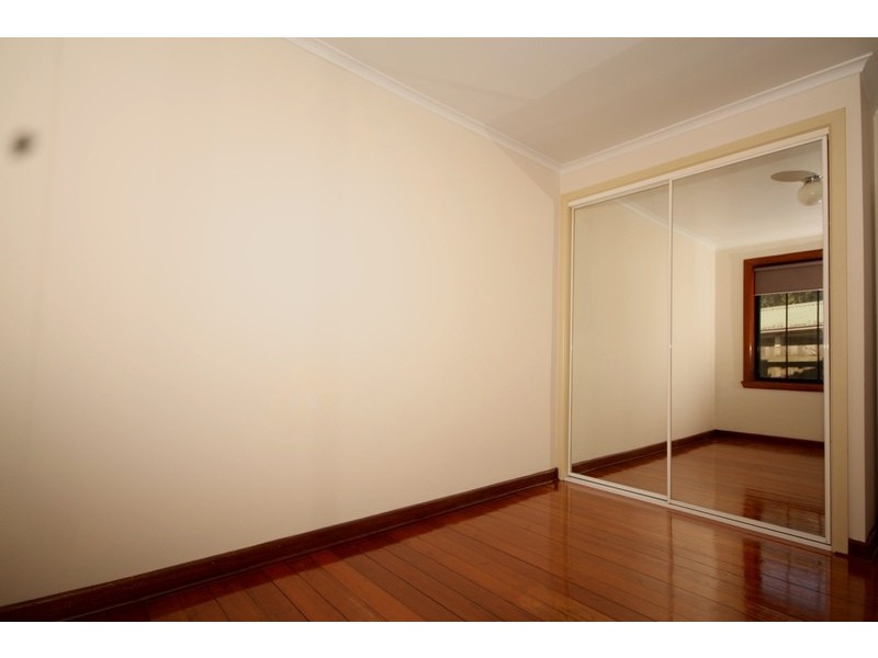 26 Sunset Boulevard, Jacana VIC 3047