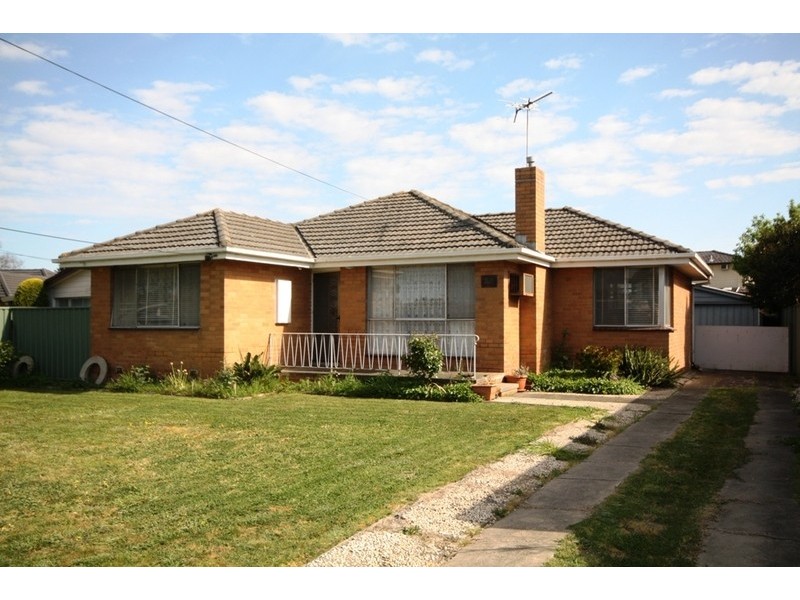 27 Kilmore Crescent, Dallas VIC 3047