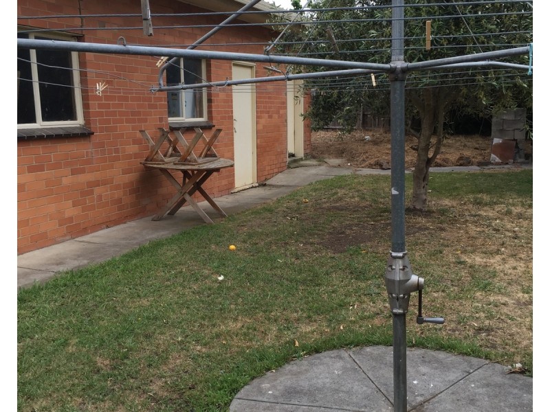 2 Tarana Avenue, Glenroy VIC 3046