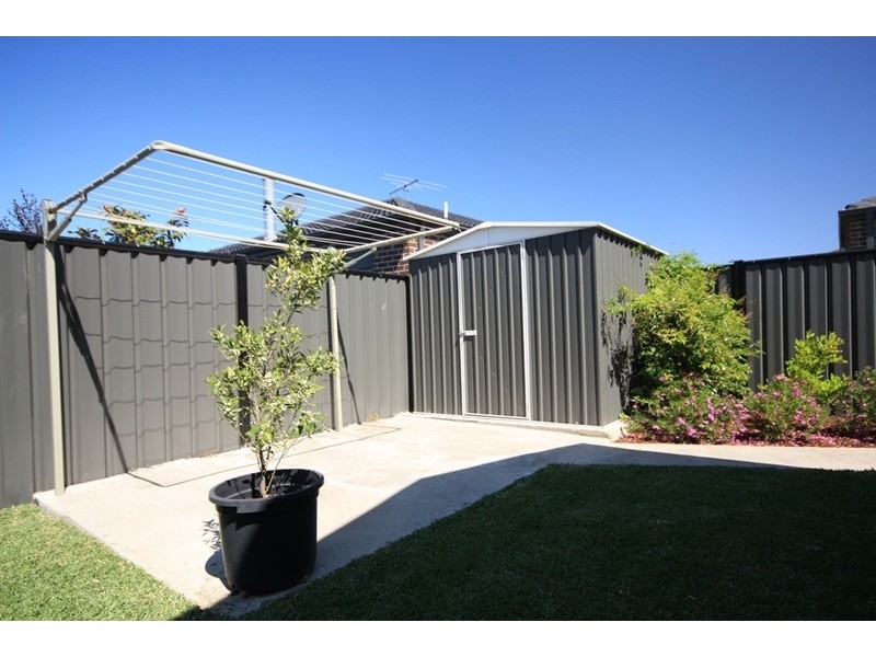6 Thatcham Lane, Craigieburn VIC 3064
