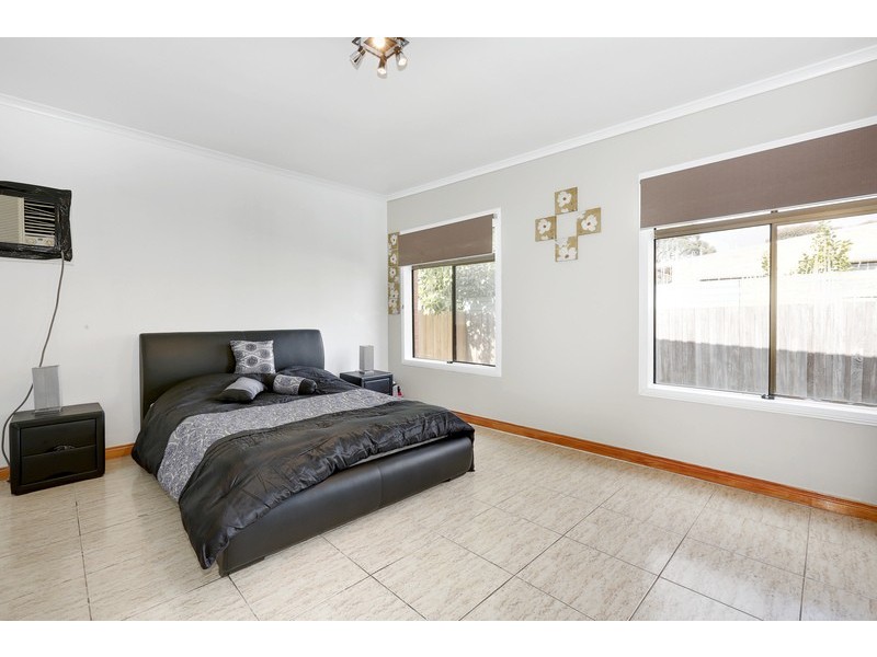 38 Crossley Crescent, Coolaroo VIC 3048