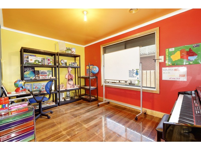 38 Crossley Crescent, Coolaroo VIC 3048