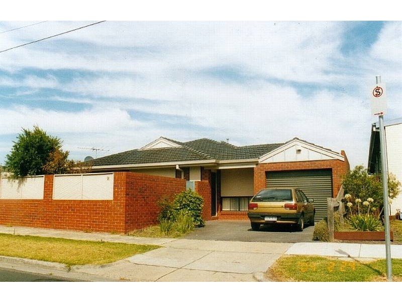 91 Station Road, Glenroy VIC 3046