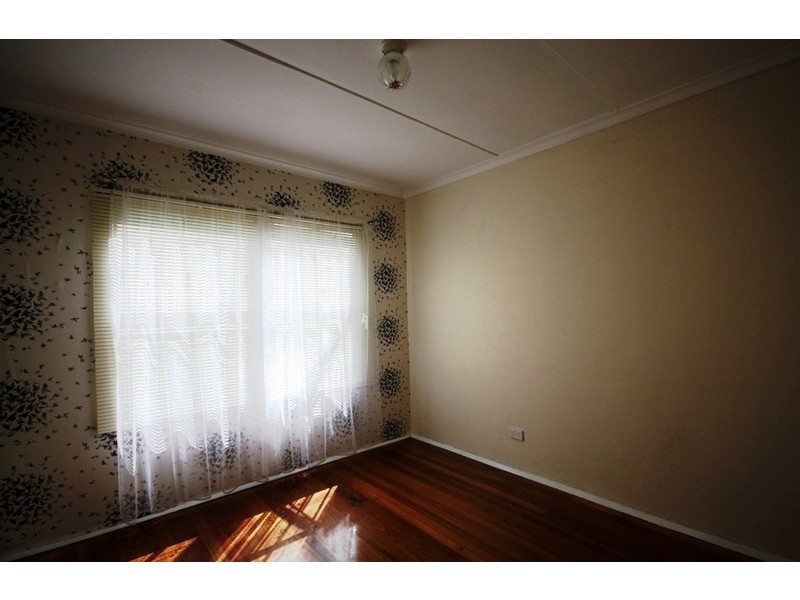2 Calivil Street, Dallas VIC 3047