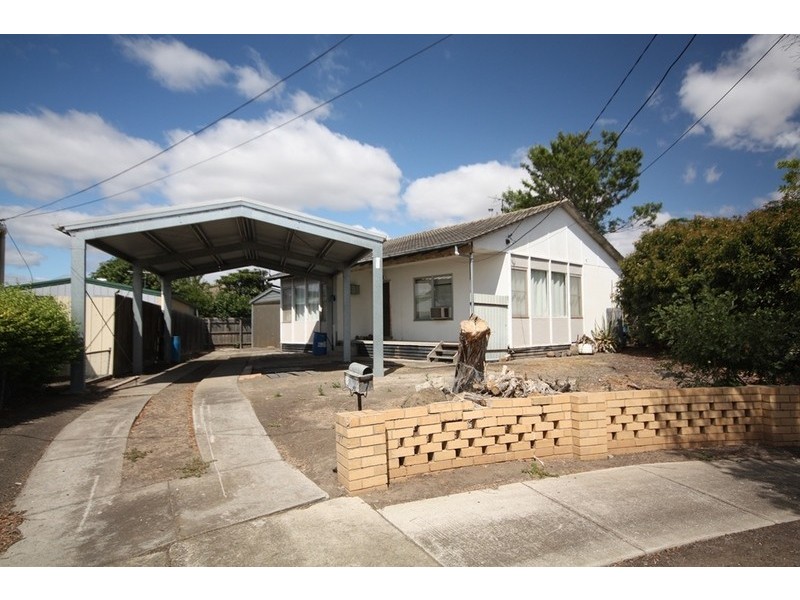 7 Rosedale Crescent, Dallas VIC 3047