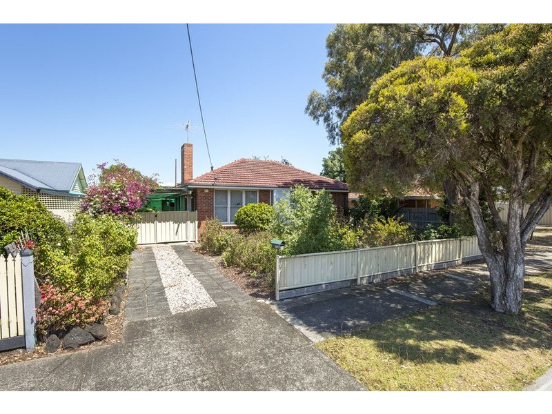 59 Leonard Avenue, Glenroy VIC 3046