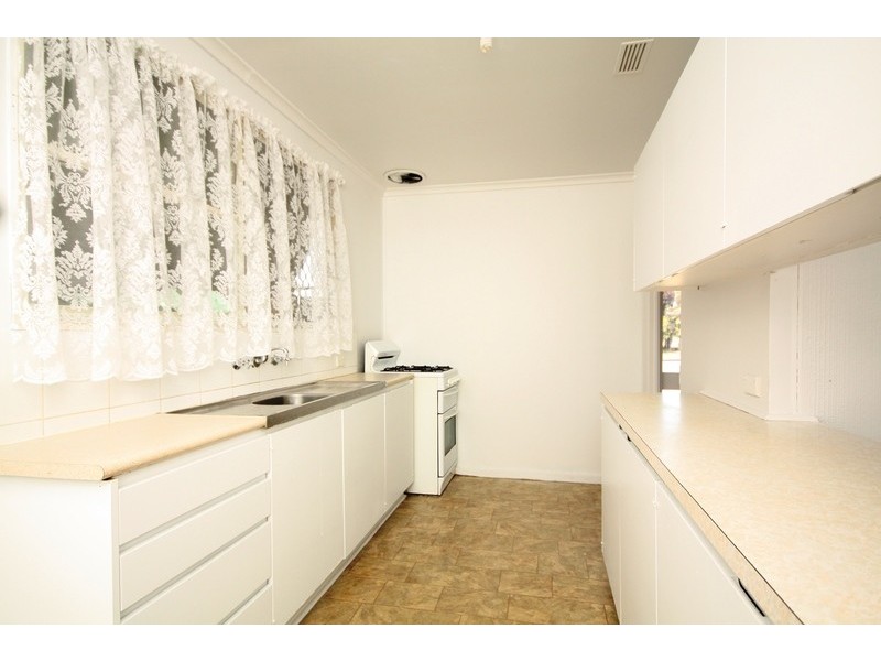 6 Lovat Court, Coolaroo VIC 3048