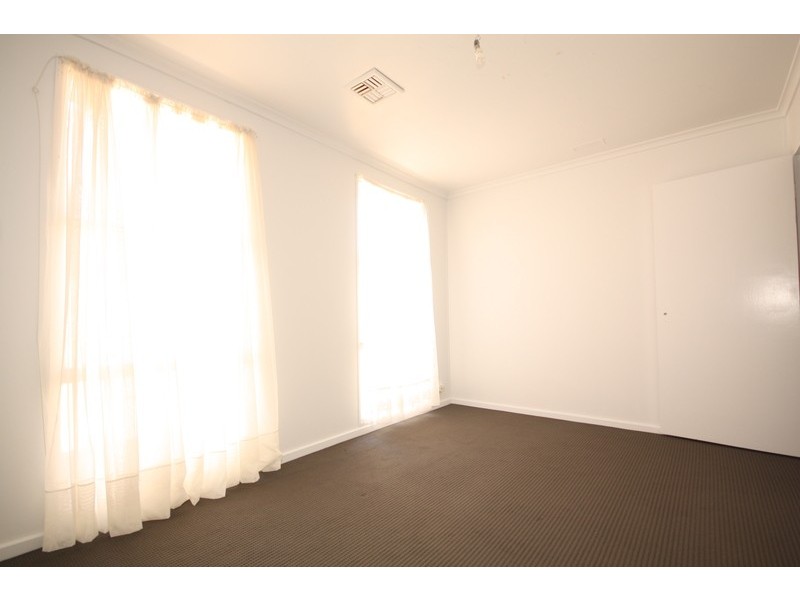 6 Lovat Court, Coolaroo VIC 3048