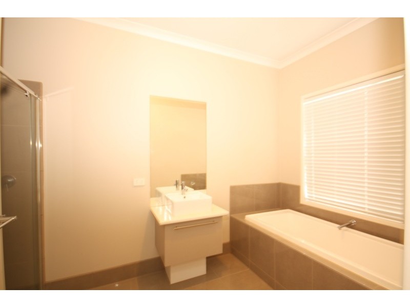 51 Cardinal Road, Glenroy VIC 3046