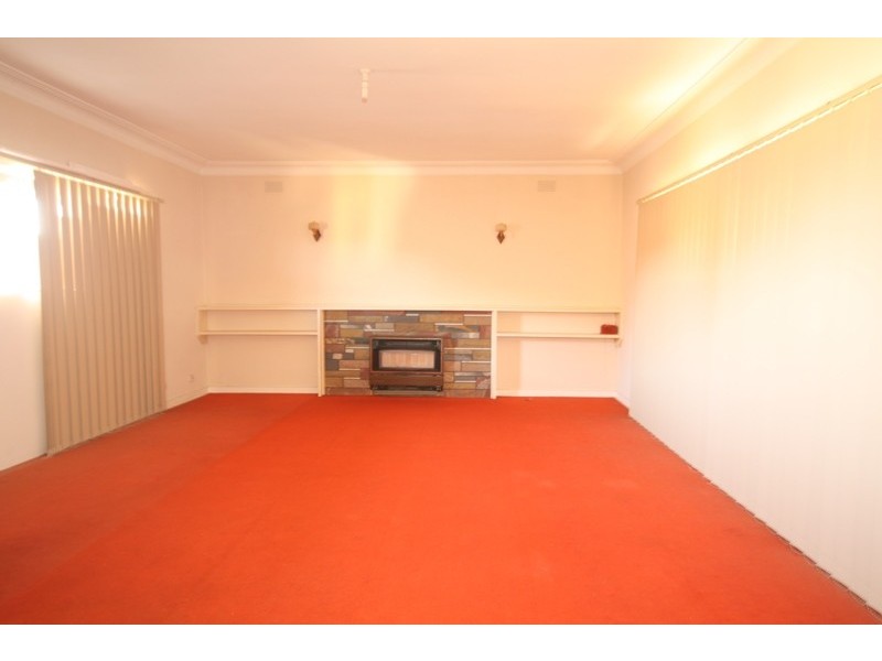 2/4 Canning Street, Avondale Heights VIC 3034