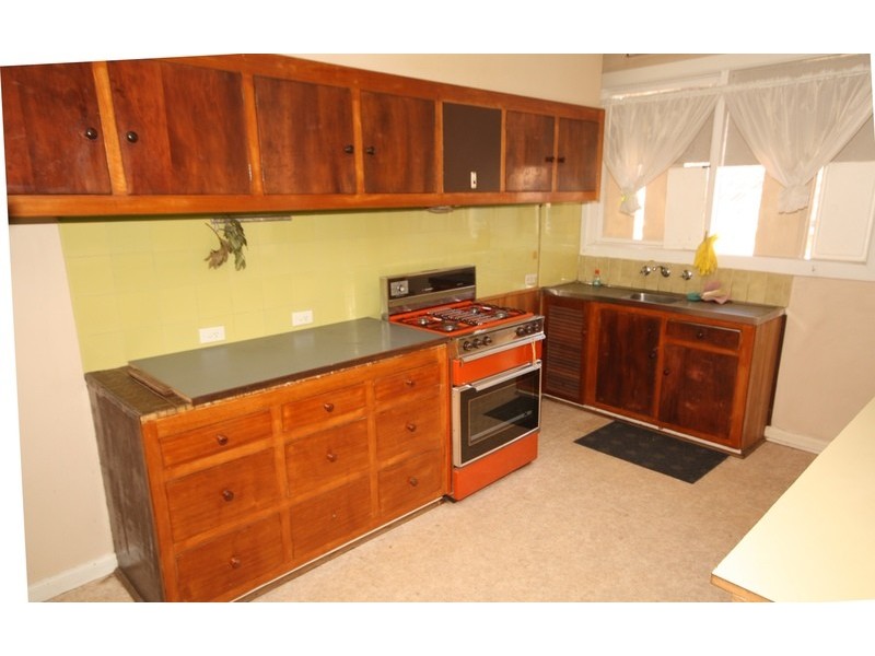 2/4 Canning Street, Avondale Heights VIC 3034