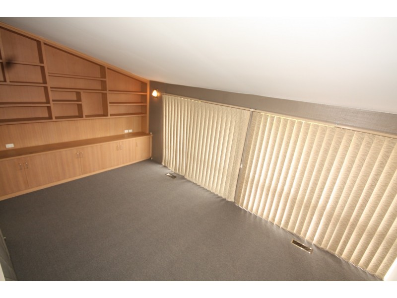 48 Devereaux Street, Oak Park VIC 3046