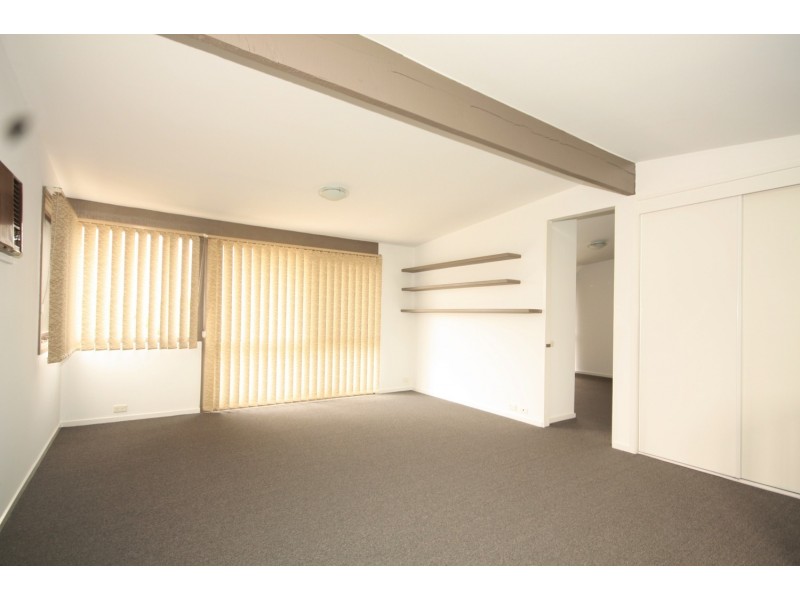 48 Devereaux Street, Oak Park VIC 3046