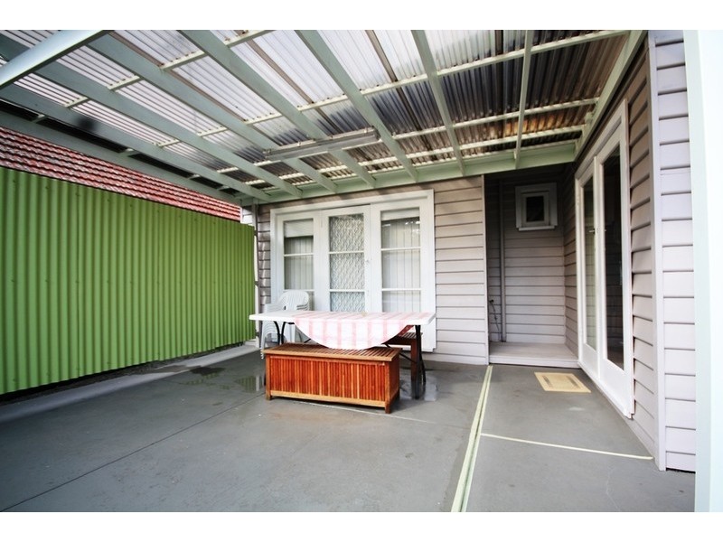 18 Warwick Road, Pascoe Vale VIC 3044