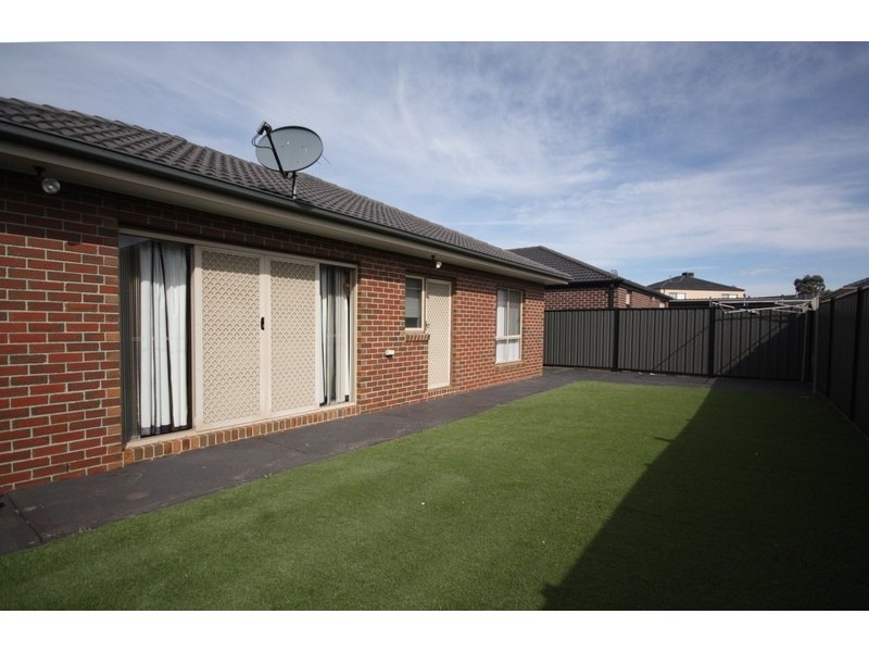 12 Somersby Road, Craigieburn VIC 3064