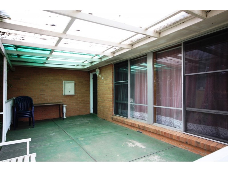 16 Merino Avenue, Dallas VIC 3047