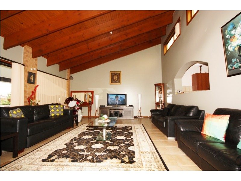 1 Augustine Terrace, Glenroy VIC 3046