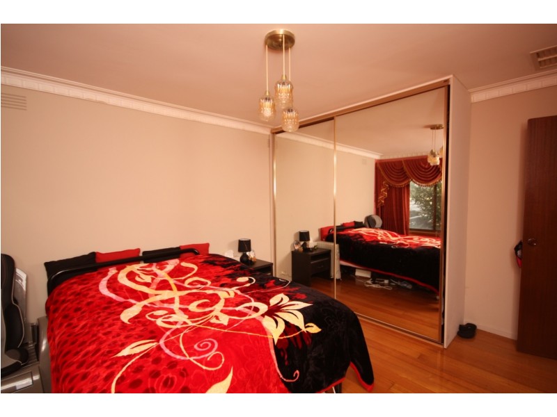 1 Augustine Terrace, Glenroy VIC 3046