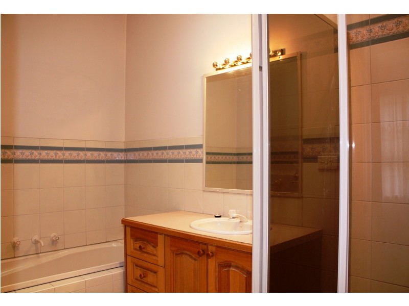 118 Hilton Street, Glenroy VIC 3046