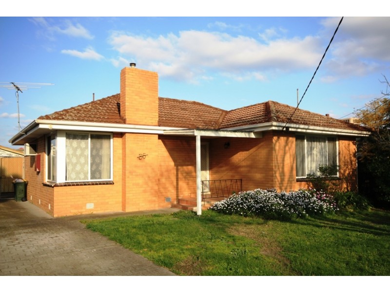 36 Leonard Avenue, Glenroy VIC 3046