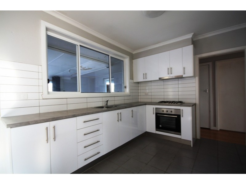 36 Leonard Avenue, Glenroy VIC 3046