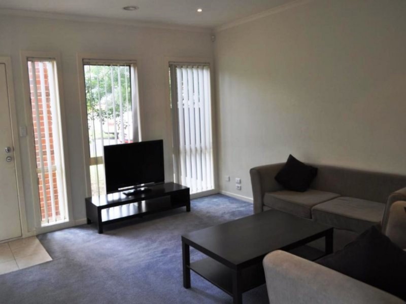 2A Cornwall Road, Pascoe Vale VIC 3044