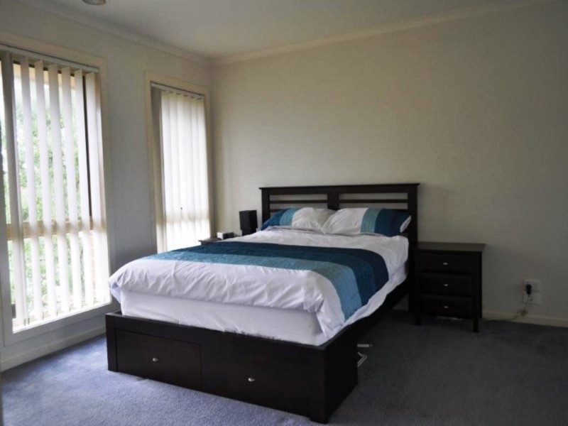 2A Cornwall Road, Pascoe Vale VIC 3044