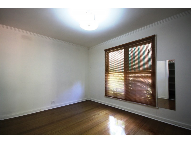 1013 Pascoe Vale Road, Jacana VIC 3047