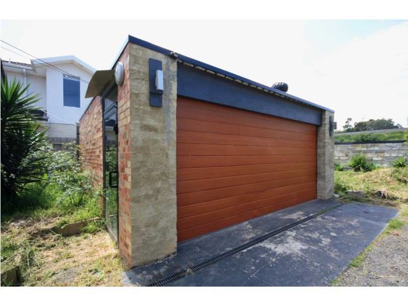1013 Pascoe Vale Road, Jacana VIC 3047