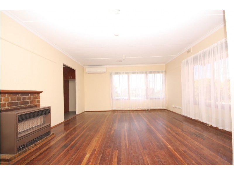 5 Waranga Crescent, Broadmeadows VIC 3047