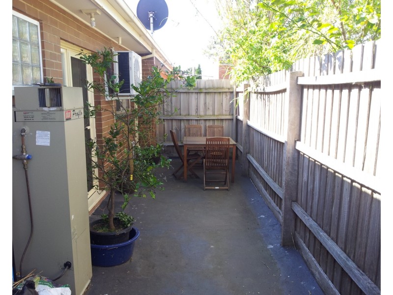 3/147 South Street, Glenroy VIC 3046