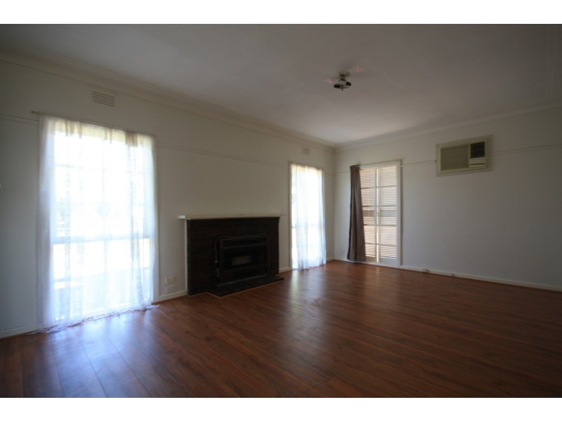 6 Glen Street, Glenroy VIC 3046