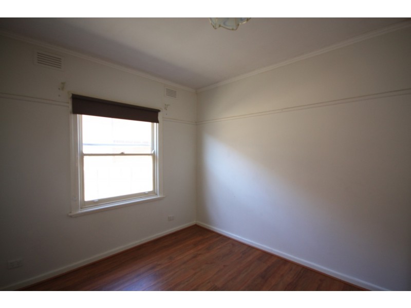 6 Glen Street, Glenroy VIC 3046