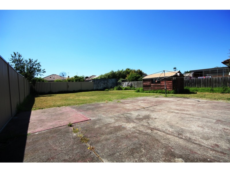 6 Glen Street, Glenroy VIC 3046