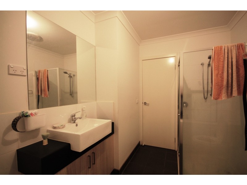 102/19 Positano Way, Lalor VIC 3075