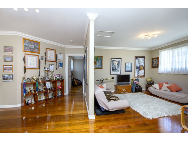 17 Valencia Street, Glenroy VIC 3046