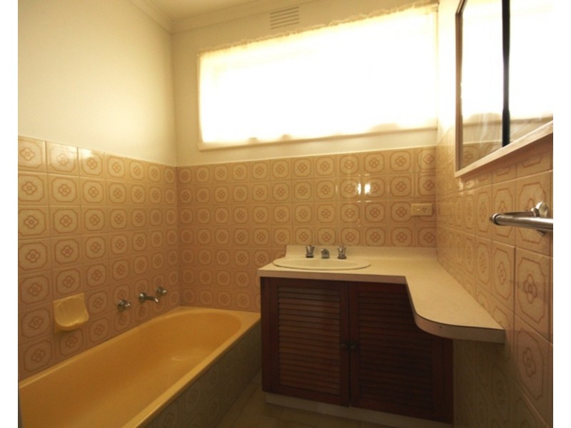 1 Leeds Place, Campbellfield VIC 3061