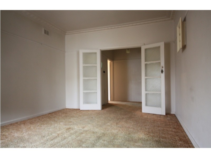 25 Neil Street, Hadfield VIC 3046