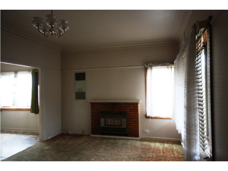 25 Neil Street, Hadfield VIC 3046